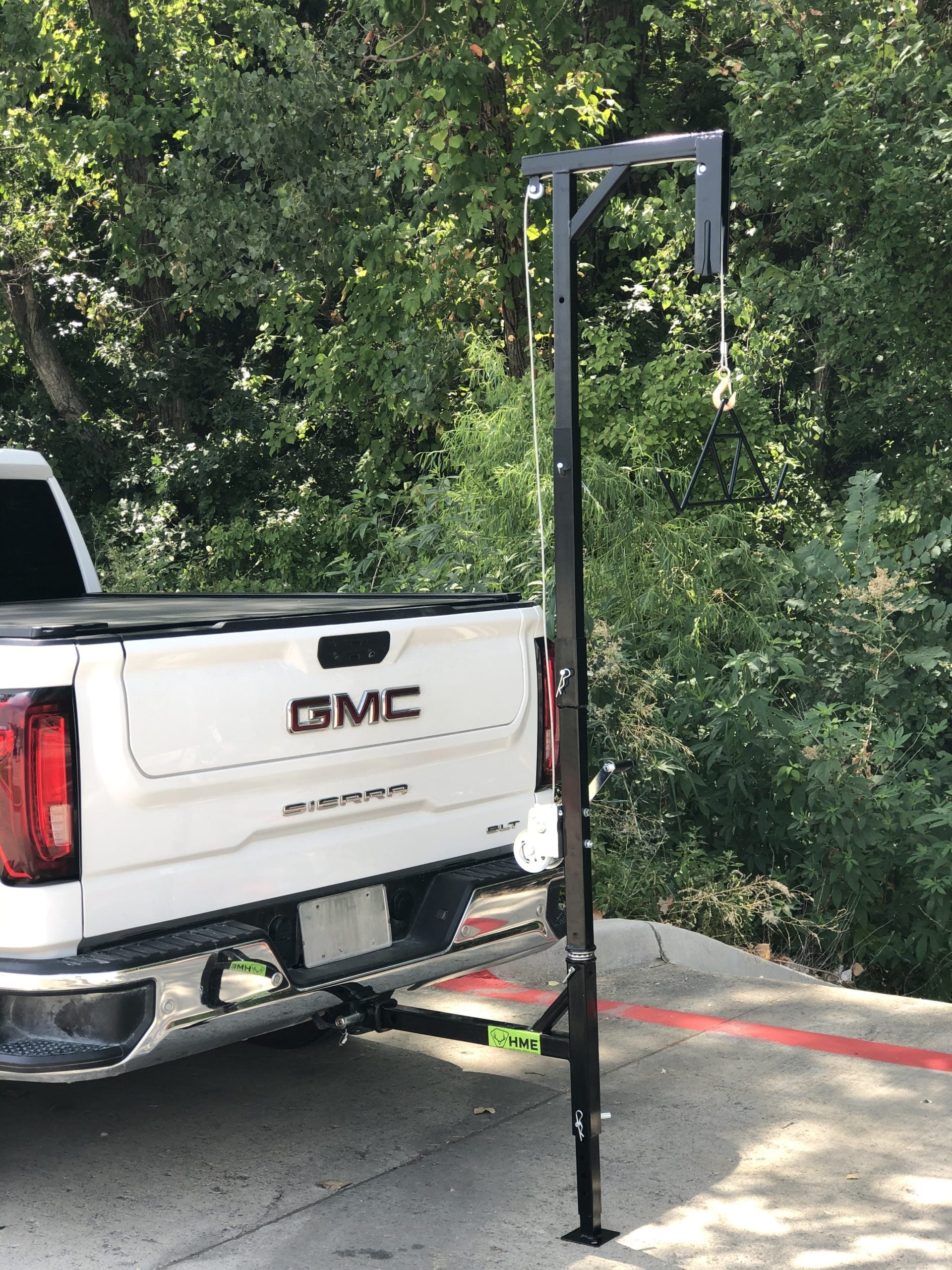HME - Truck Hitch Game Hoist – Complete Kit (Includes Winch/Gambrel)