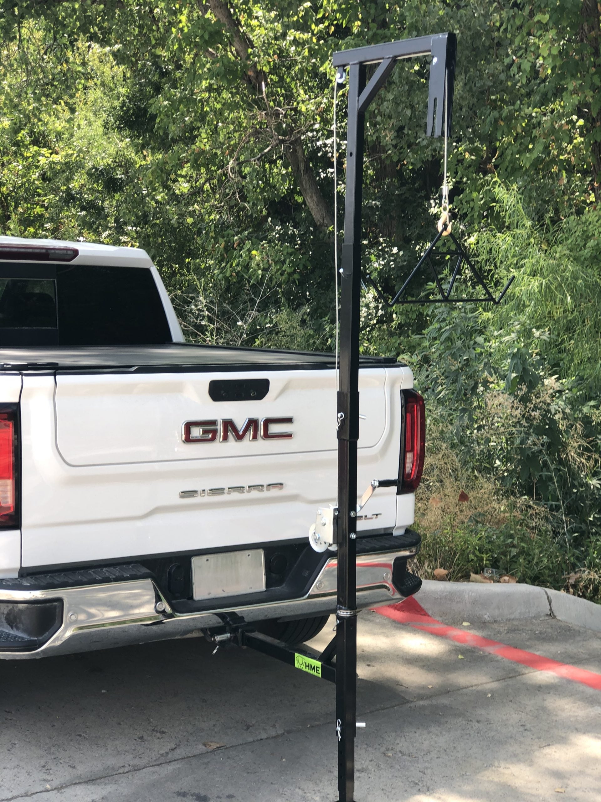 HME - Truck Hitch Game Hoist – Complete Kit (Includes Winch/Gambrel)