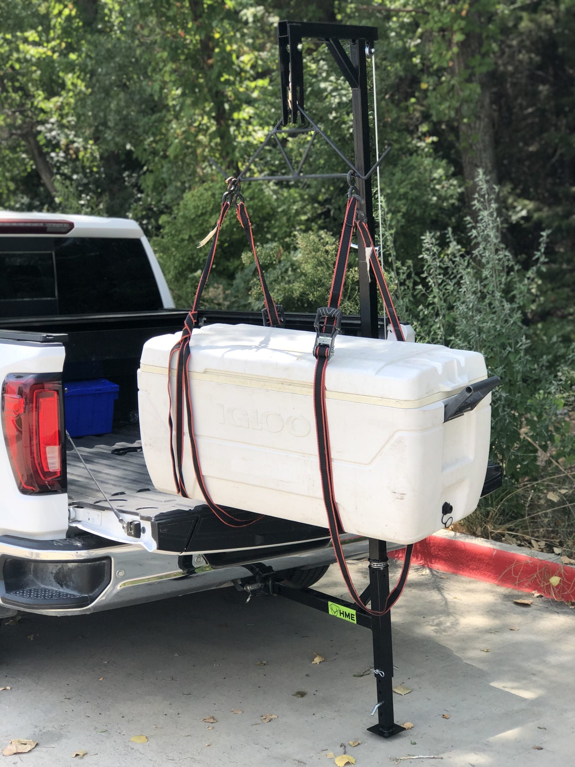 HME - Truck Hitch Game Hoist – Complete Kit (Includes Winch/Gambrel)