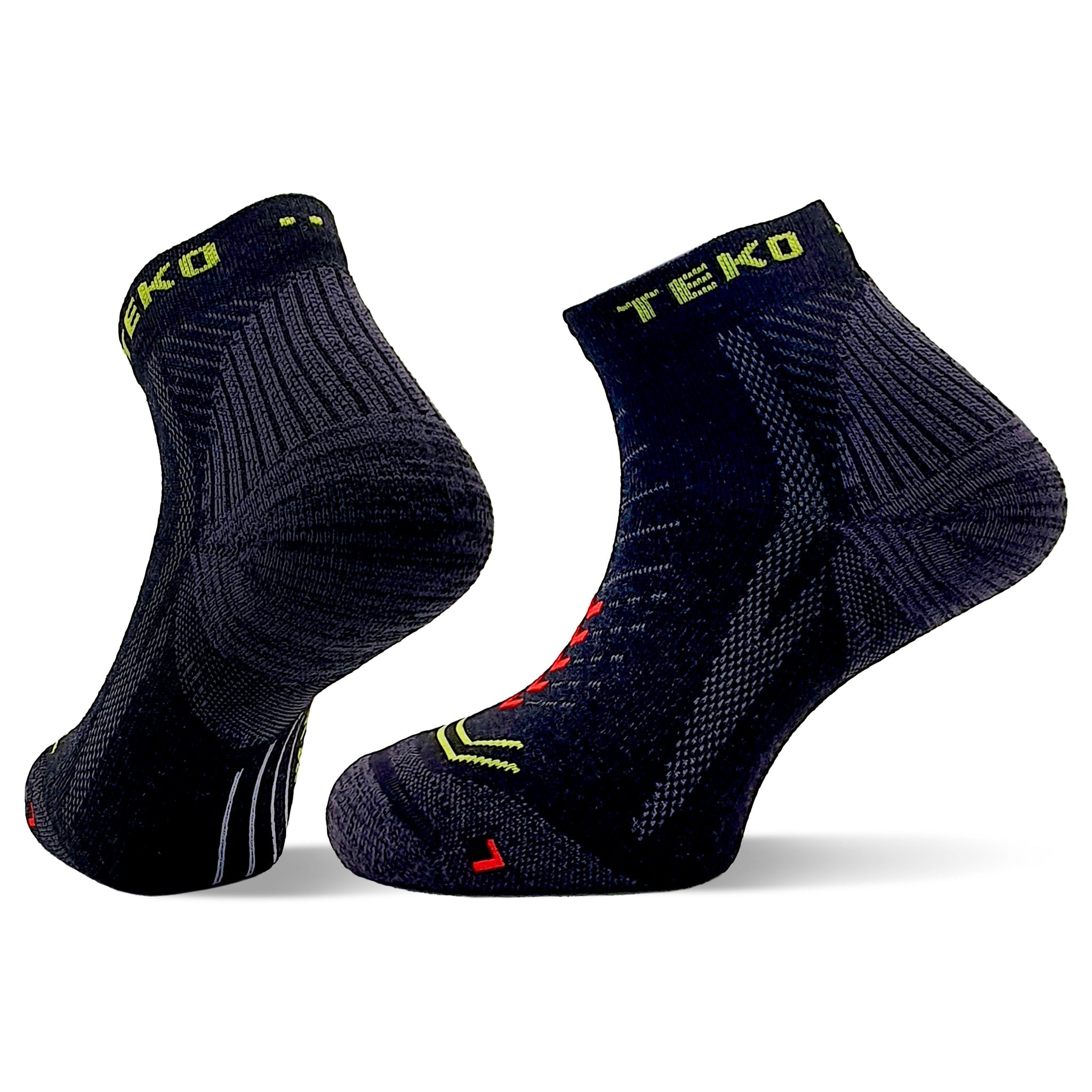 TEKO eco HIKE - RUN 2.0 ENDURO MERINO WOOL RUNNING SOCKS - Light Half Cushion - Black